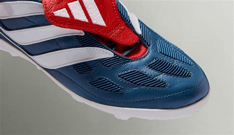 Introduce a brand-new side to your game in these adidas Predator turf soccer shoes. . Adidas predator turf